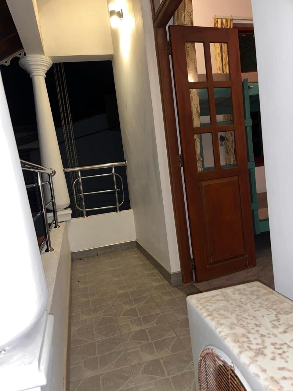 Ceylon Glory Hostel Negombo Luaran gambar